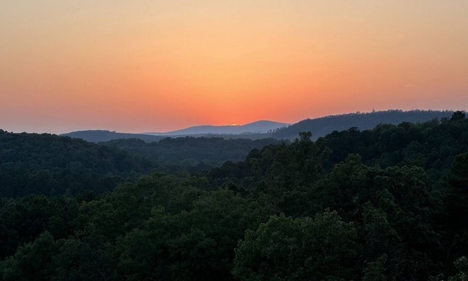 Hot Springs Village House | Welcome to Blue Mountain View Cozy 1-bedroom Guest house with WiFi, AC