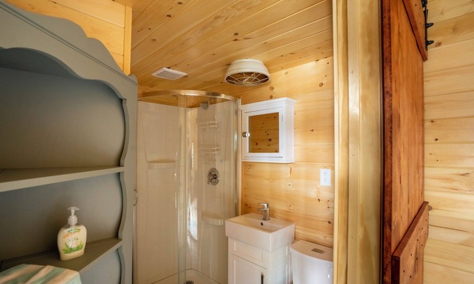 Hammondsport Cabin | Welcome to Camp Waneta.