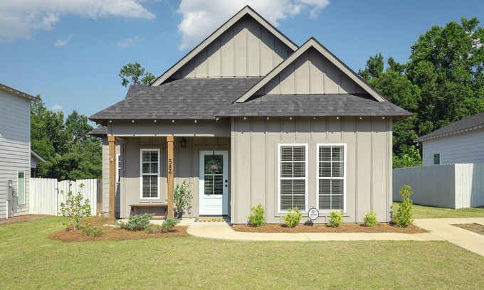 Auburn Cottage | Welcome to Gray Cottage at Auburn!
