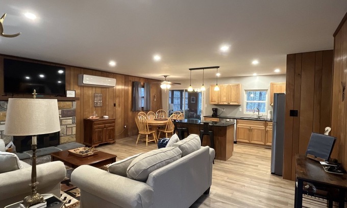 Pocono Lake House | Welcome to Laugh S’more Retreat! A newly renovated, Getaway in Arrowhead Lake.