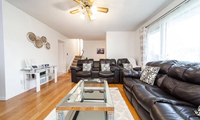 Southwest Edmonton House | Welcome to our family-friendly home, where comfort and convenience come together