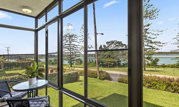 Urunga Apartment | Welcome to Sea Lido Urunga – With spectacular views of the estuary and park