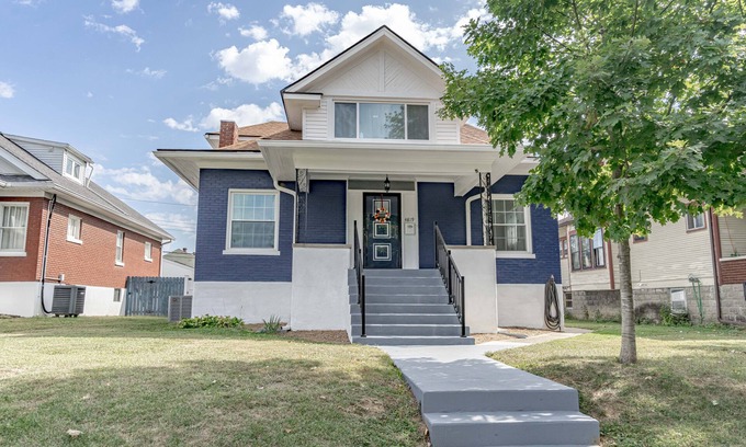 Beechmont House | Welcome to the Blue Bungalow; Your home away from home! n
