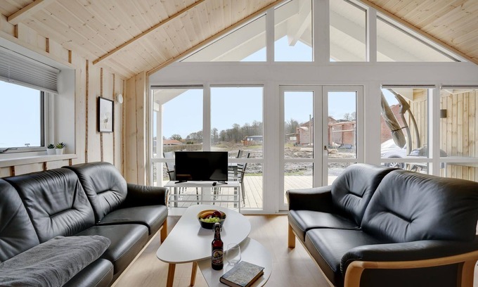 Grønninghoved Strand House | Welcome to this fantastic vacation home with sea view and lots of comfort.