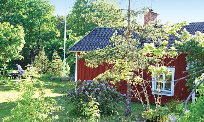 Nashulta House | Welcome to this peacefully situated farmhouse, which is now a vacation home.