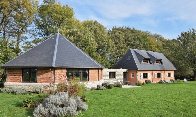 Le Tilleul House | Welcome to this pretty and typical of Pays de Caux cottage.