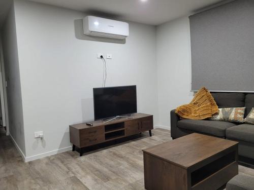 Hamilton Apartment | Welcome to your cozy retreat! two-bedroom home in Flagstaff