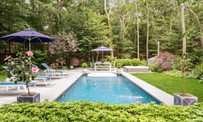 East Hampton North House | Welcome to your East Hampton Oasis, private 1 acre property.