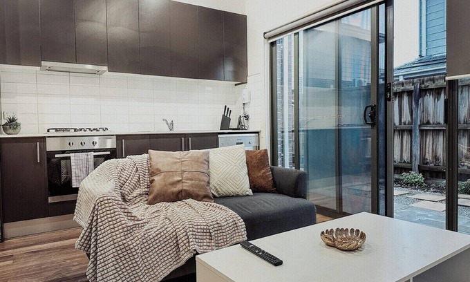 Glenroy House | Welcome to your peaceful apartment in Glenroy