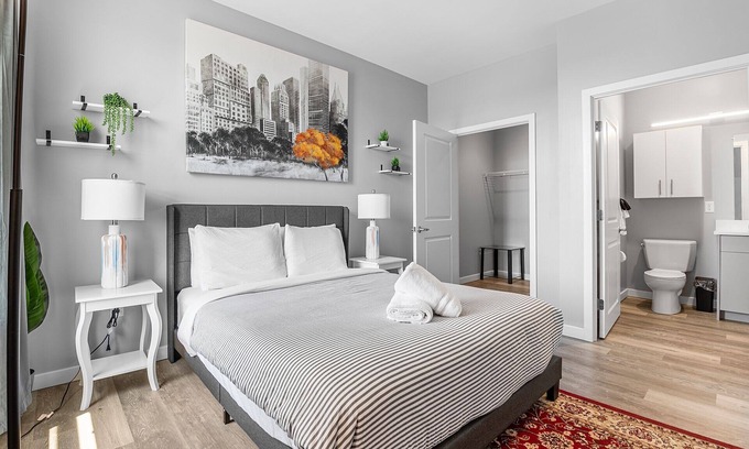 Everett Apartment | Welcoming 1BR Near Encore Boston 6823