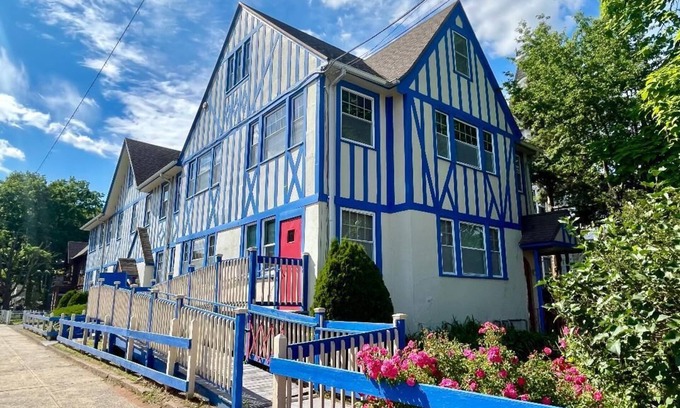 New Haven House | Welcoming 4-bedroom For Yale Guests: Spacious and Cozy Stay