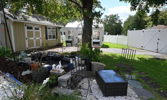 Walton Park House | Welcoming house with one private bedroom and private entrance with bathroom