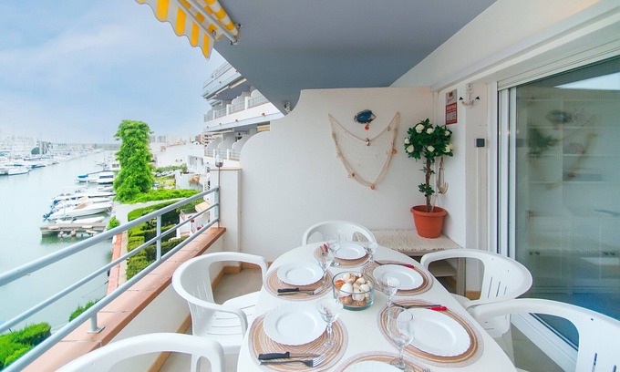 Santa Margarida Apartment | WELCS APARTAMENTO 246 EMP con vistas al canal