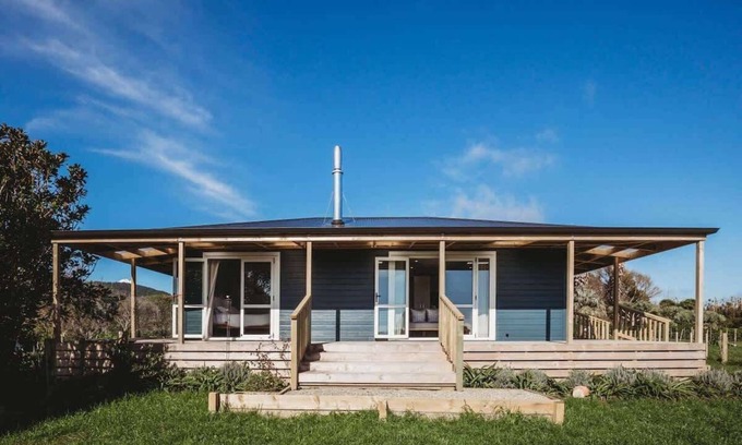 Tataraimaka Cottage | Weld Cottage near Tataraimaka Beach