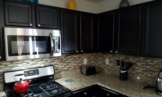 Ashley Oaks House | Well-appointed Hardin Valley home