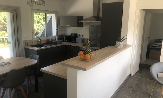 Fouesnant Apartment | Well-exposed T3 apartment 1 balcony near beaches