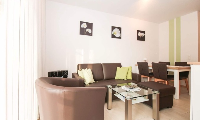 Greetsiel Apartment | Well-kept apartment in Greetsiel