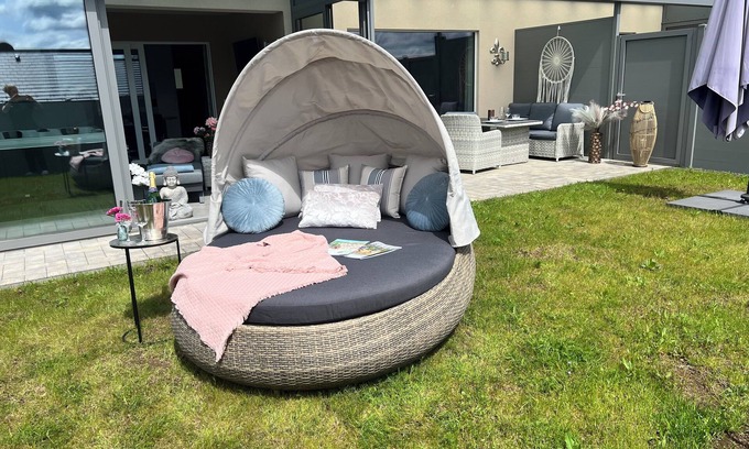 Habscheid Apartment | Wellness-suite mit Eingezäunten Garten/Eifel/wellness/whirlpool/für Paare