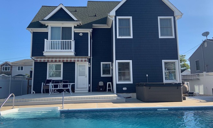 Point Pleasant - Toms River House | Welocme to this Vacation Oaisis, with a Pool and Hot Tub