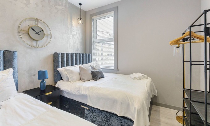 Harlesden Apartment | Wembley Luxury 3 Bedroom