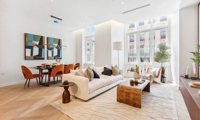 Fitzrovia Apartment | West End Luxury Flat