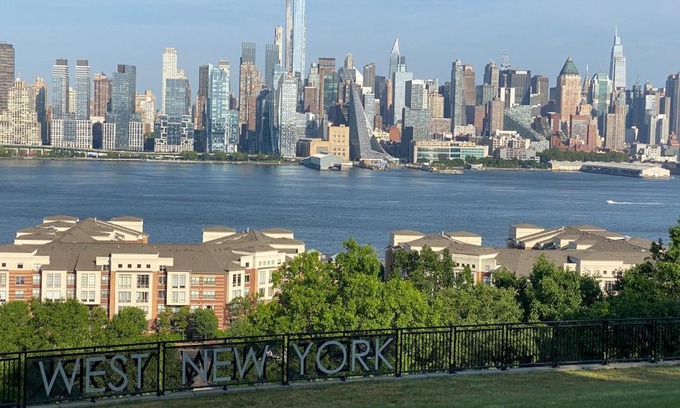 West New York Apartment | West New York Retreat - 2BR NYC Access