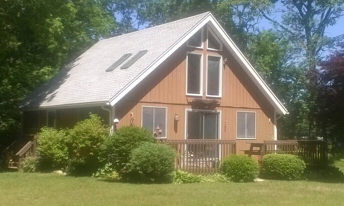 West Tisbury House | West Tisbury Home, Peaceful, Affordable, 3 BR, Near Bike Path