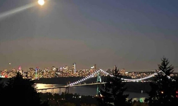 West Vancouver Apartment | West Vancouver · Landmark View · Prime Location · 3BR Private Suite