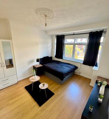Dagenham House | Western House