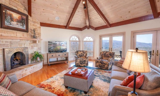 Boone House | Westmount