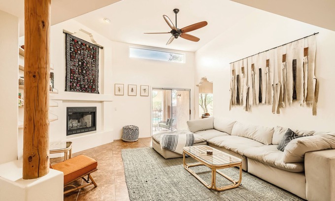 Sahuaros Grandes House | Westside desert Oasis on 1 acre CLOSE TO EVERYTHING/FastWIFI/Family Friendly