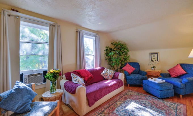 Central - Terry Apartment | WFH-Friendly Billings Apt ~ 1 Mi to Downtown!
