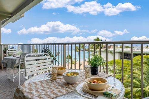 Kaanapali House | Whaler 712 · WHA 712 Kaanapali OceanFront Condo w Ocean Views