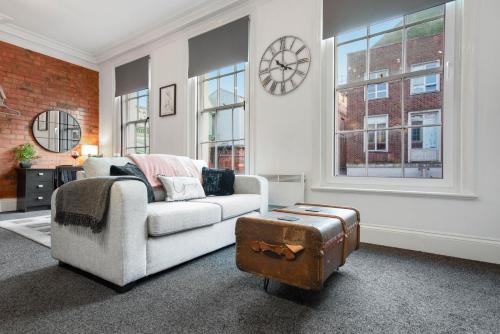 Pontrilas Apartment | WhiskAwayStays Foregate Studio No 1