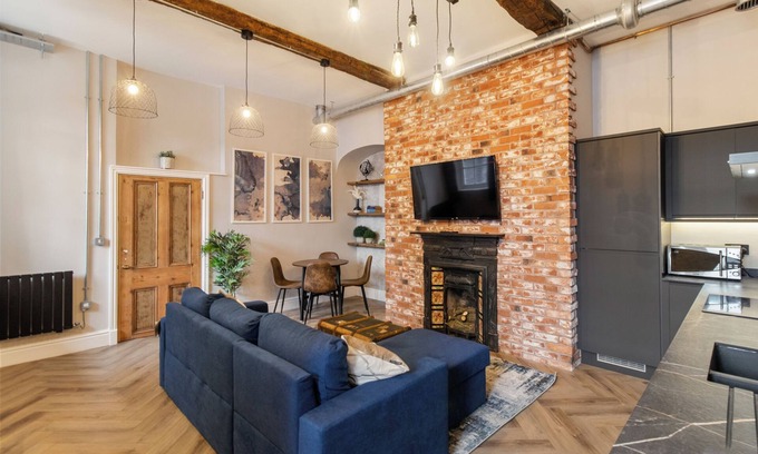Worcester Apartment | WhiskAwayStays Shaw Mews Apartment 3