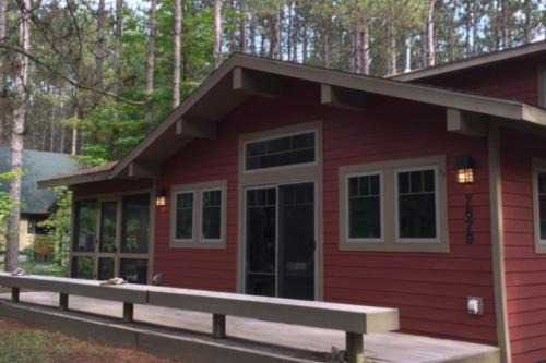 Thompsonville House | Whispering Pines