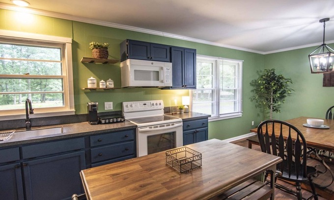 Tracy City House | Whispering Woods Tracy City