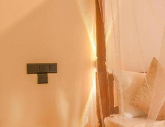 Udawalawa Hotel | White Ancient Villa