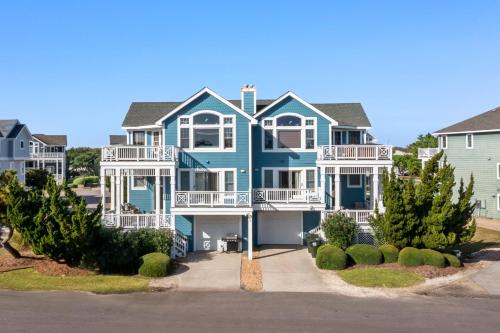 Buck Island House | White Dolphin