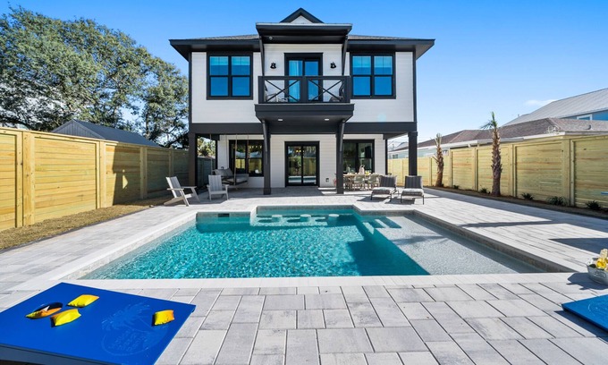 Laguna Beach Estates House | "White Heron" - Perfectly Located on the West End of Panama City Beach w/Private Pool + easy 5 minute walk to the Beach!