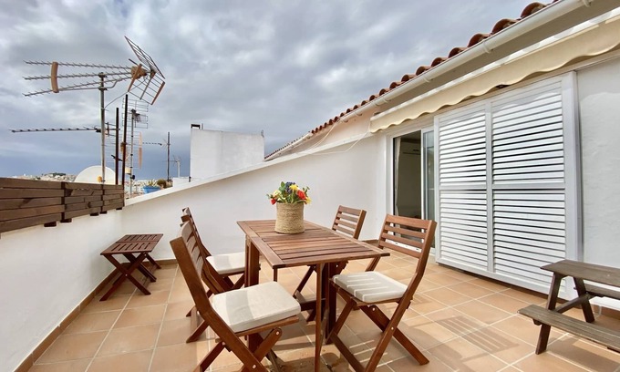 Sant Feliu de Guixols Apartment | White Home, terrace with views, close to the beach