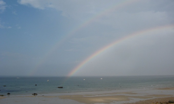 Plymouth House | White Horse Beach Cottage - 5 BR, Sleeps 10 adults, only 3 minute walk to beach!