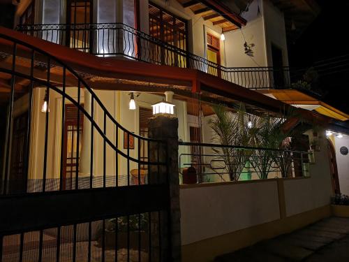 Ambagollapathana House | White House Ella