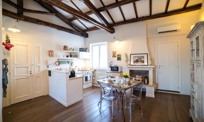 Orvieto Apartment | White House