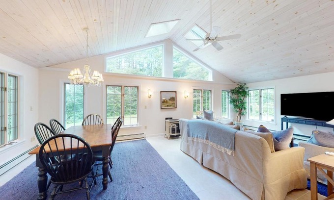 Intervale House | White Mountain Glen