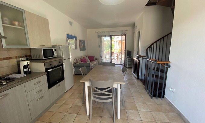 Santa Maria Navarrese Apartment | White Navarrese House B