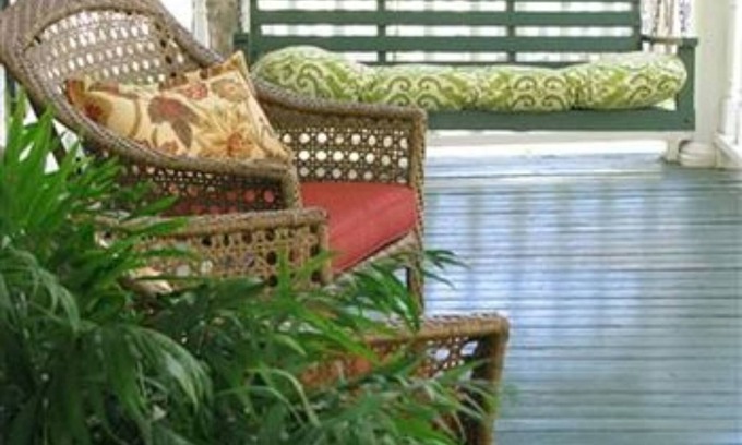Jefferson Bed & Breakfast | White Oak Manor Bed & Breakfast
