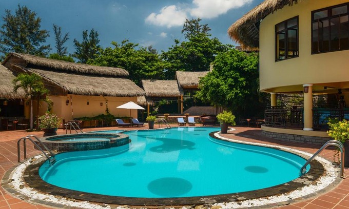 Phu Hai Beach Resort | White Sand Resort Mui Ne