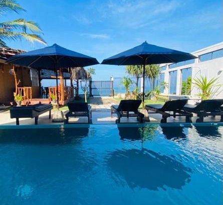 Hikkaduwa House | White Sand Villa - Beach front
