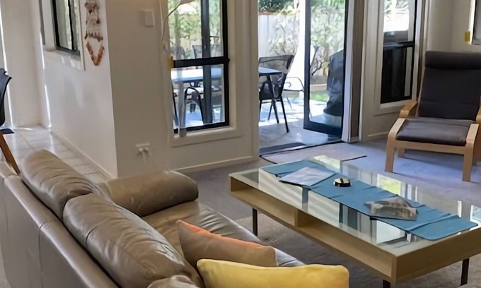 Huskisson Villa | White Sands Villa by Jervis Bay Breaks